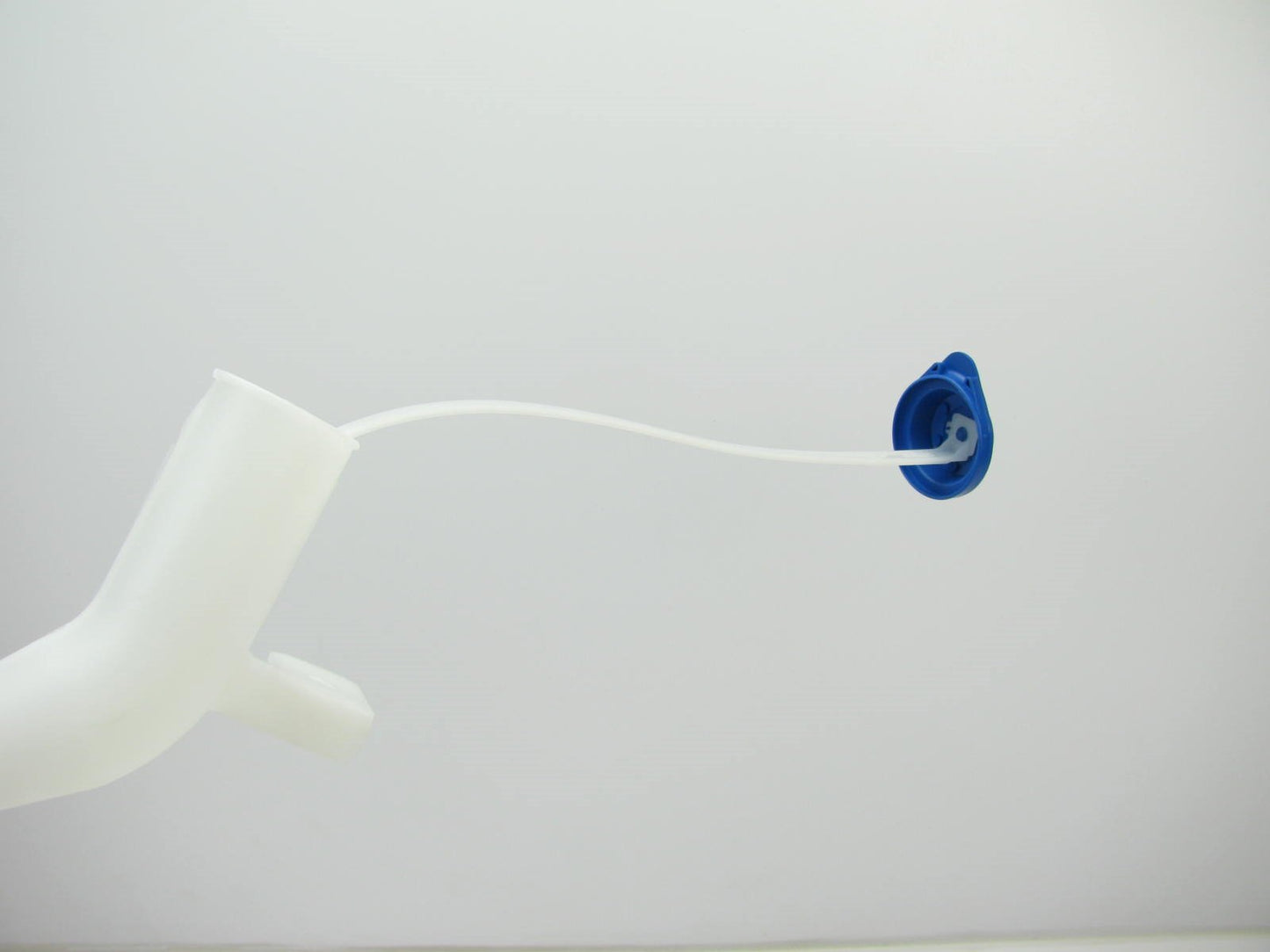 New OEM Windshield Wiper Washer Fluid Filler Tube For 09-11 Accent 986221E001