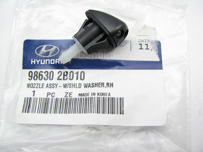 Right Passengers Side Windshield Washer Nozzle OEM For 2010-12 Hyundai Santa Fe