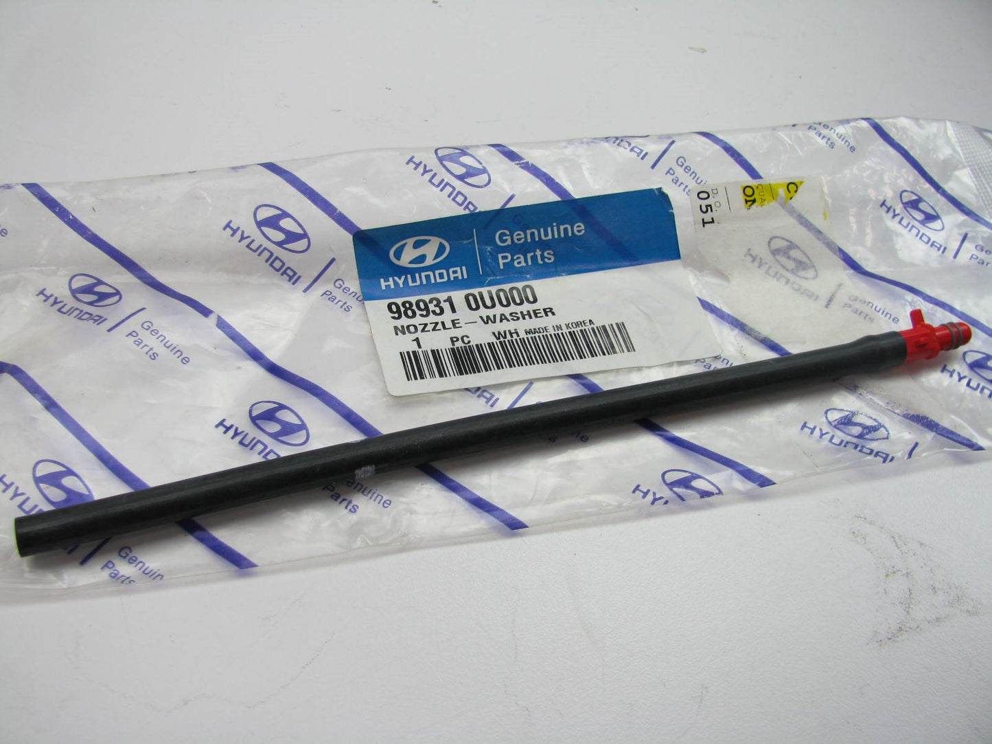 NEW - OEM Rear Window Back Glass Spray Nozzle Hose Tube For 11-17 Hyundai Accent