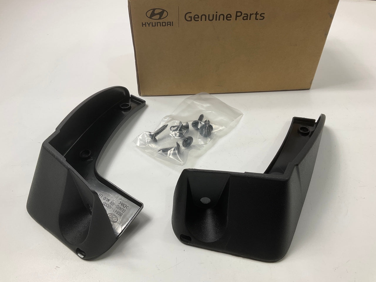 NEW Rear Splash Guards / Mud Flaps OEM For 21-23 Hyundai Elantra ABF46AKF00