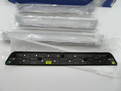 NEW GENUINE Aluminum Door Sill Scuff Plates OEM For 2013-2018 Hyundai Santa Fe