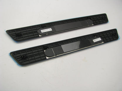 NEW - OEM FRONT Illuminated Door Sill Scuff Plates For 16-18 Hyundai Tucson