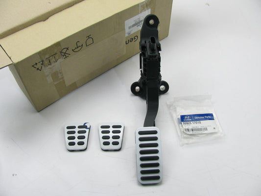 NEW - OEM F2F05AK002 Manual Trans Sport Pedal Kit For 2021-2022 Hyundai Venue