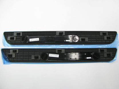 New Front Door Illuminated Sill Scuff Plates For 2016-2017 Elantra F3045ADU00