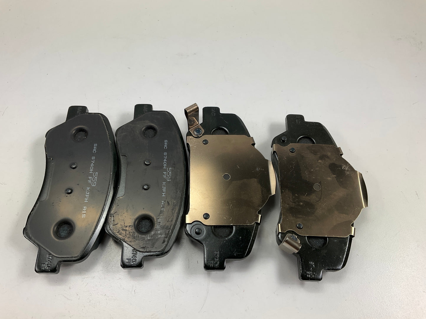 NEW Front Brake Pads OEM For 2012-2017 Hyundai Accent S581011RA10