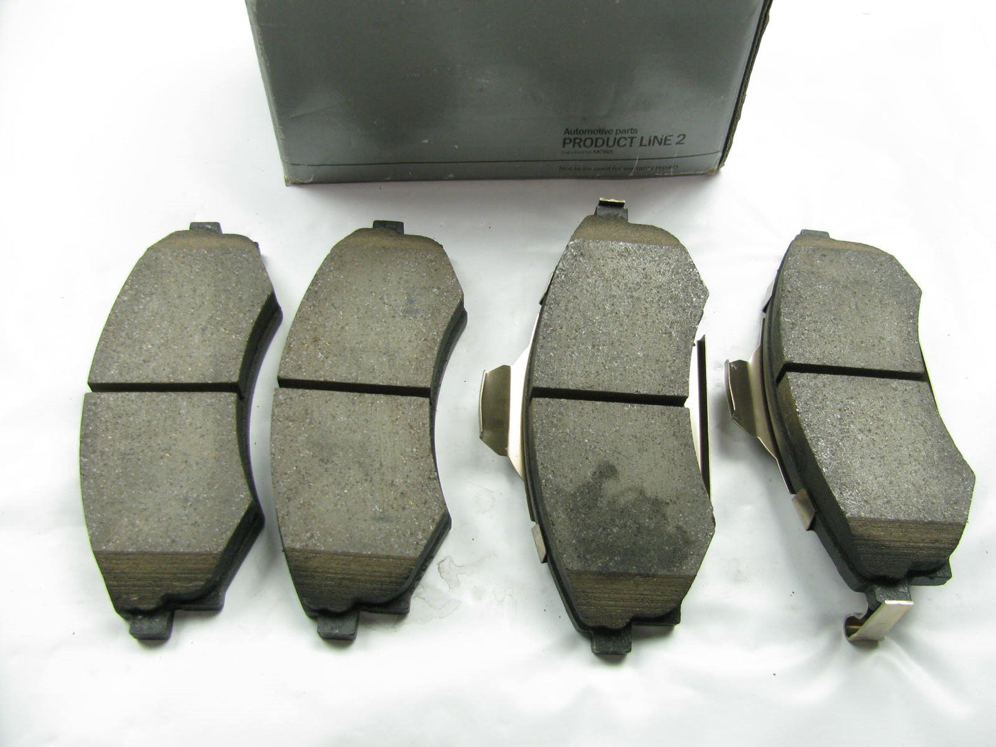 NEW - GENUINE OEM Front Disc Brake Pads For 2002-2004 Hyundai Sonata S5810138A60