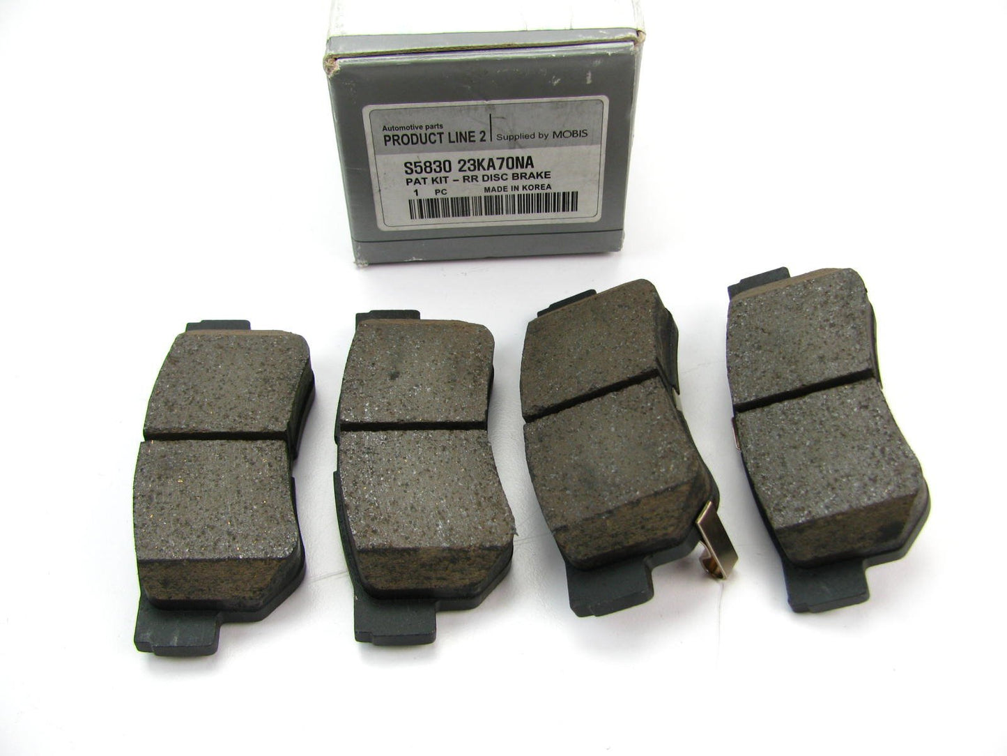NEW GENUINE REAR Disc Brake Pads OEM For Hyundai S583023KA70NA
