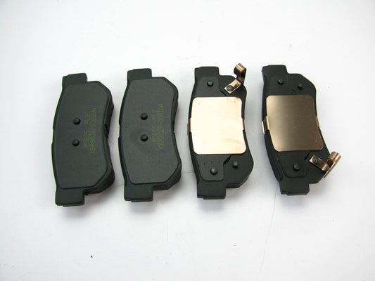NEW GENUINE REAR Disc Brake Pads OEM For Hyundai S583023KA70NA