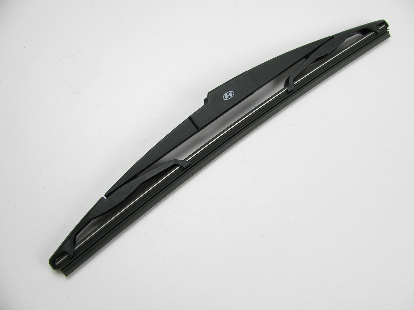 Back Glass (Rear) Wiper Blade 12-inch OEM For 12-14 Accent  U889000012HR