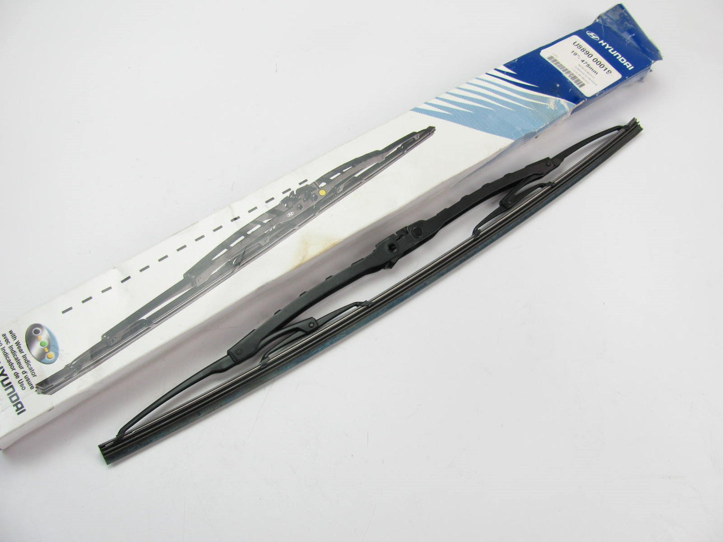 NEW GENUINE Windshield Wiper Blade 19'' OEM For Hyundai U889000019