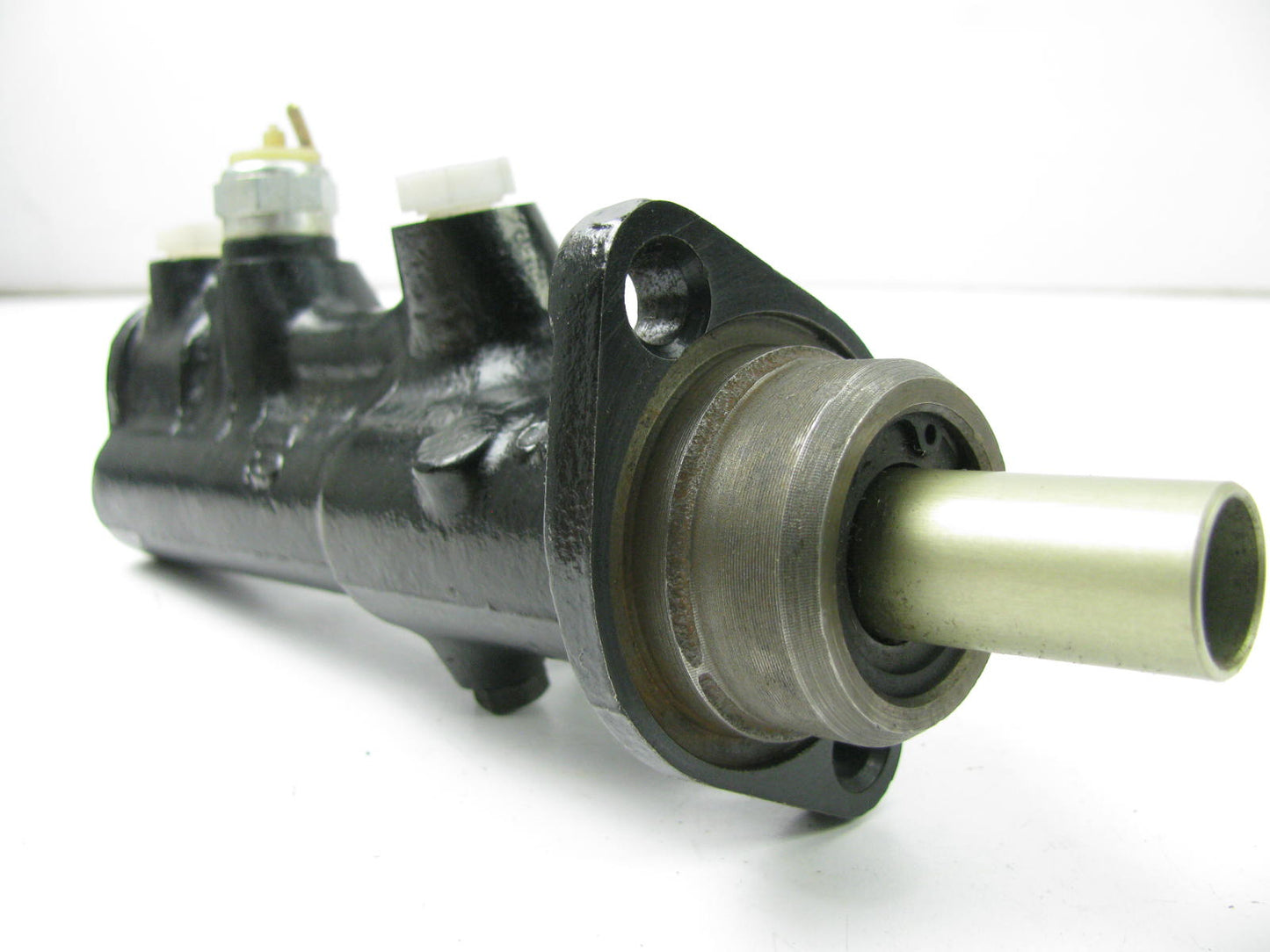 NOS Genuine ATE Brake Master Cylinder For 5/1975-6/1977 Mercedes 450SE, 450SEL