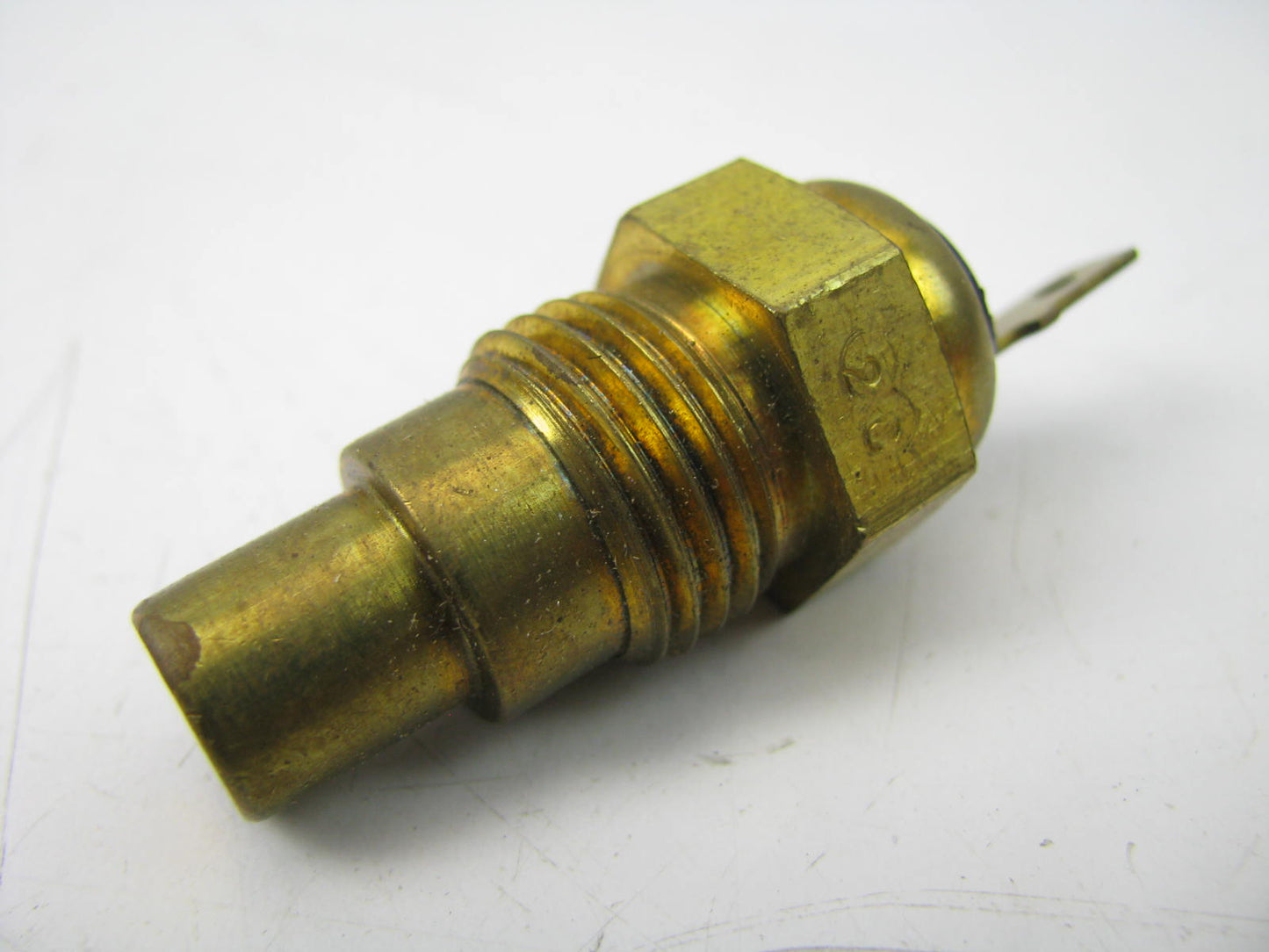 Iapco Q-0661-001 Engine Coolant Temperature Sensor Sender Switch 1960-80 Toyota