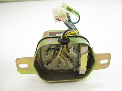 Iapco Q-1790-001 Voltage Regulator