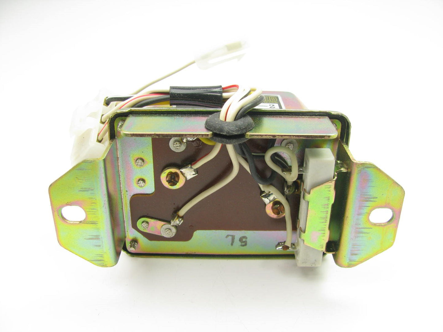 Iapco VR-340 Voltage Regulator