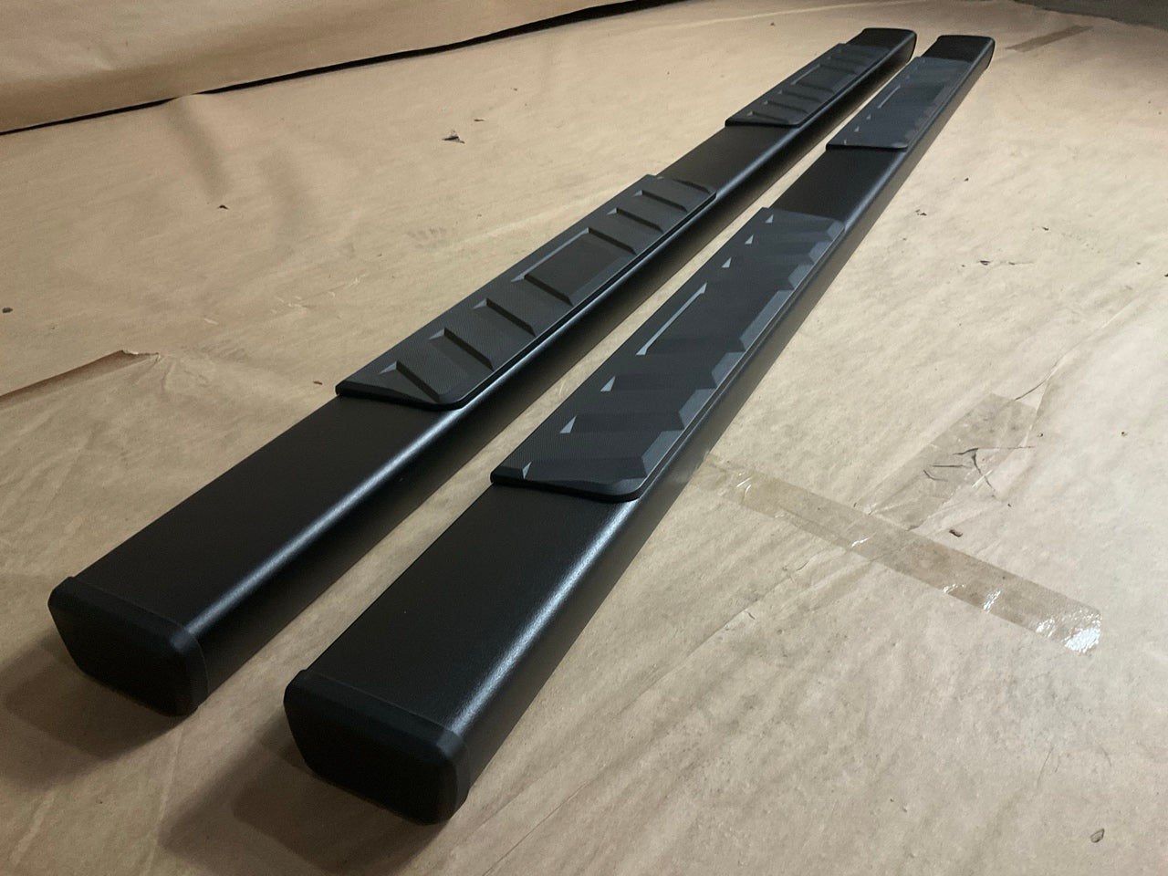 Iconic 122-5904 4'' QuadraStep Black Step Bars For 2019-2022 Ram 1500 QUAD CAB