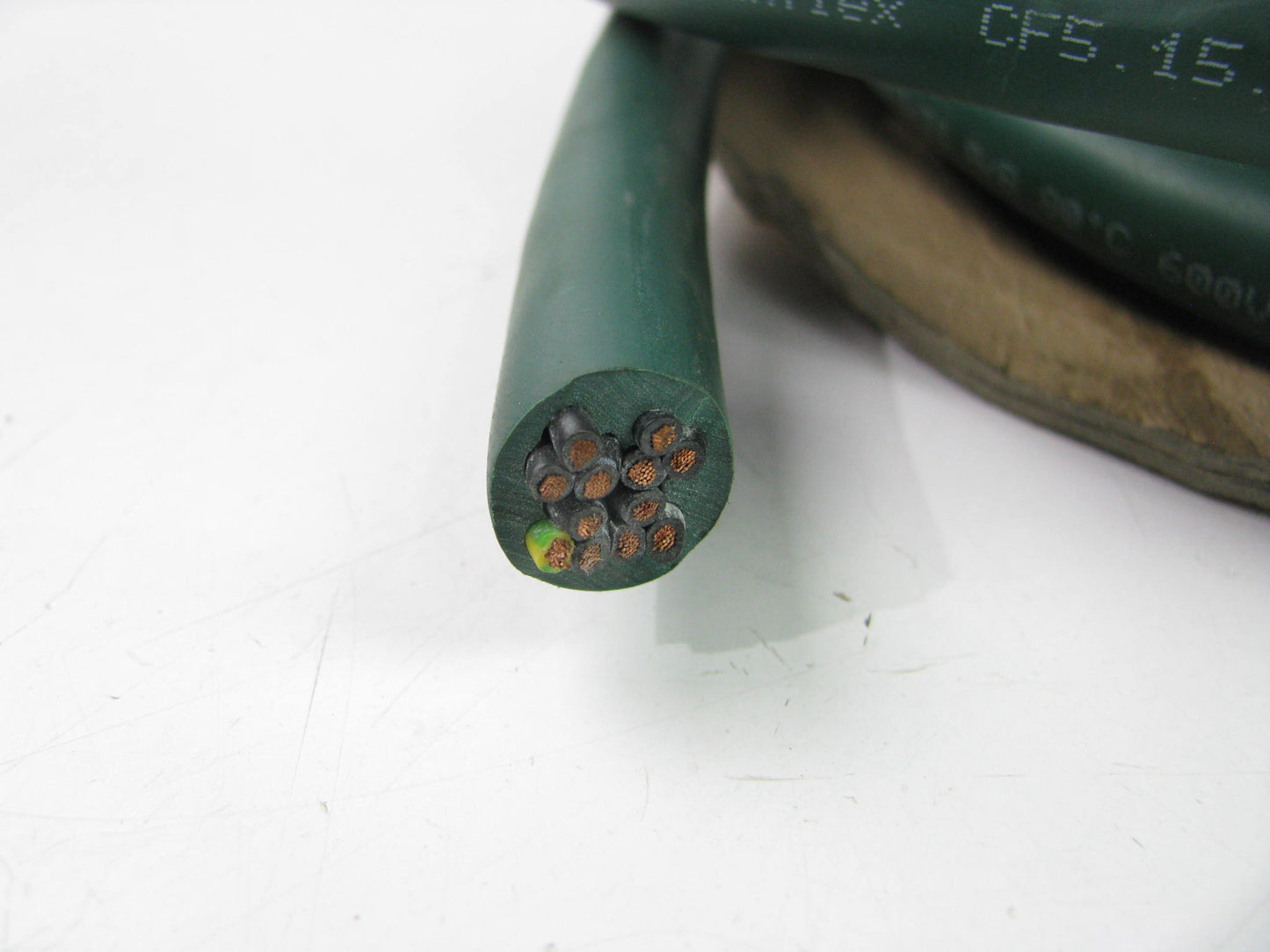 75FT Multiconductor Cable, 16 AWG, 12C, Fine Strand, Green PVC Jkt, 300V, UL/CS