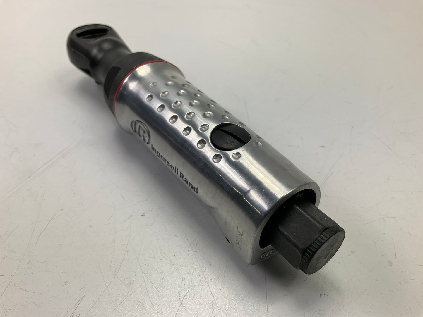 Ingersoll Rand 105-D2 1/4'' Air Ratchet Wrench, 25 Ft-lb Torque, 250 RPM