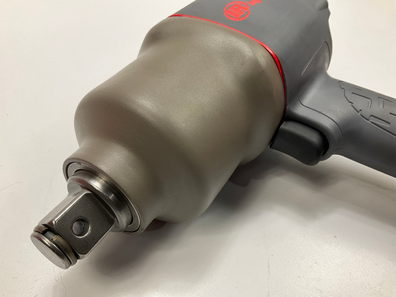 Ingersoll Rand 2145QiMAX 3/4'' Drive Air Impact Wrench 1,350 Ft-lbs