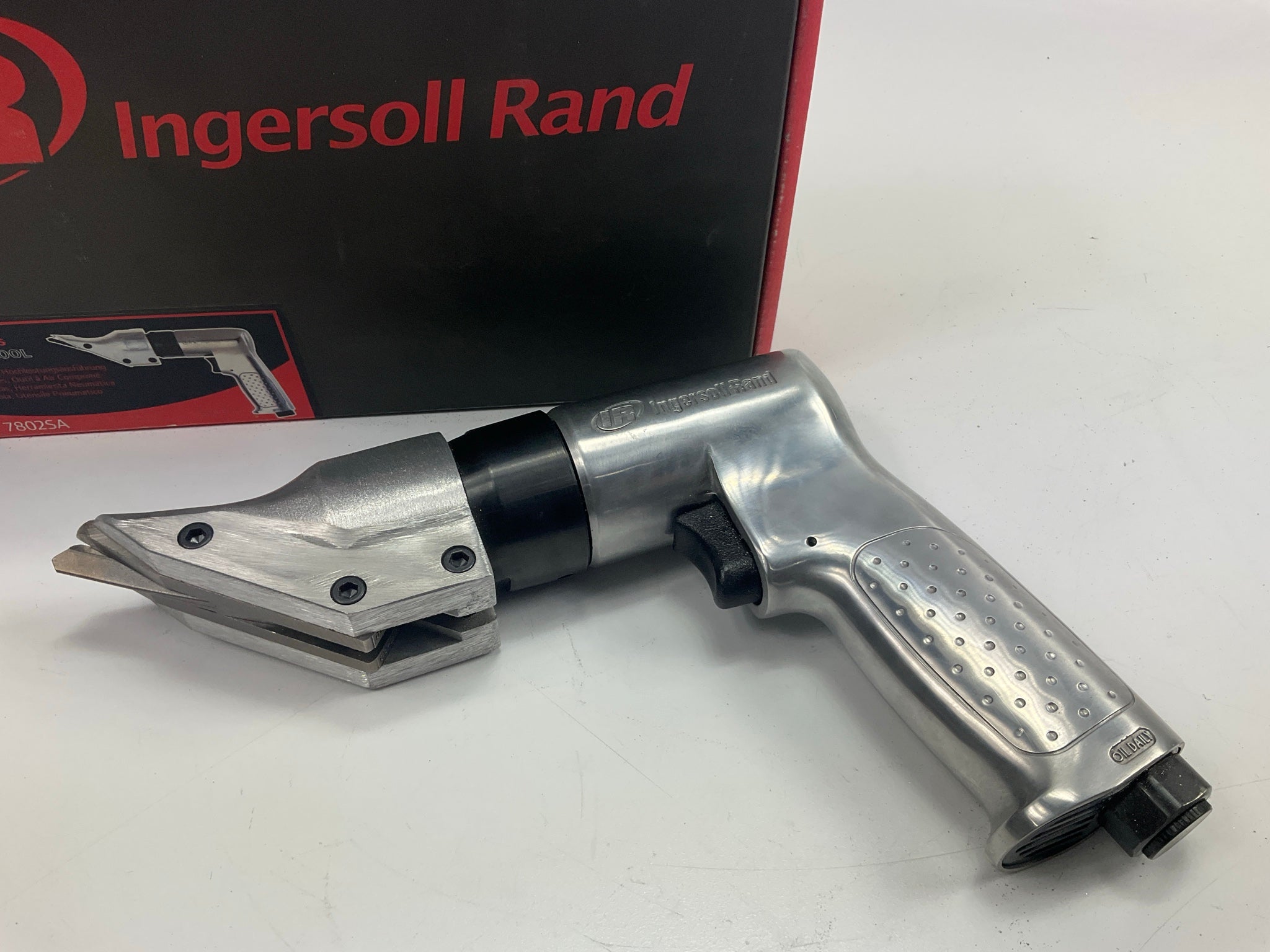 Cisailles à Découper Pneumatiques Ingersoll-Rand 7802SA – Grignoteuse Tôle, 4200 Spm, 90 Psi, Occasion