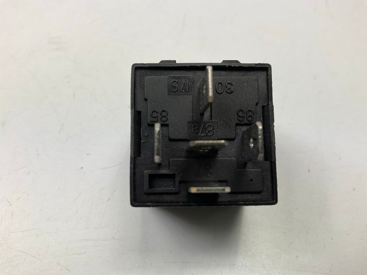 Install Bay RL3040 12 Volt 30/40 Amp Relay
