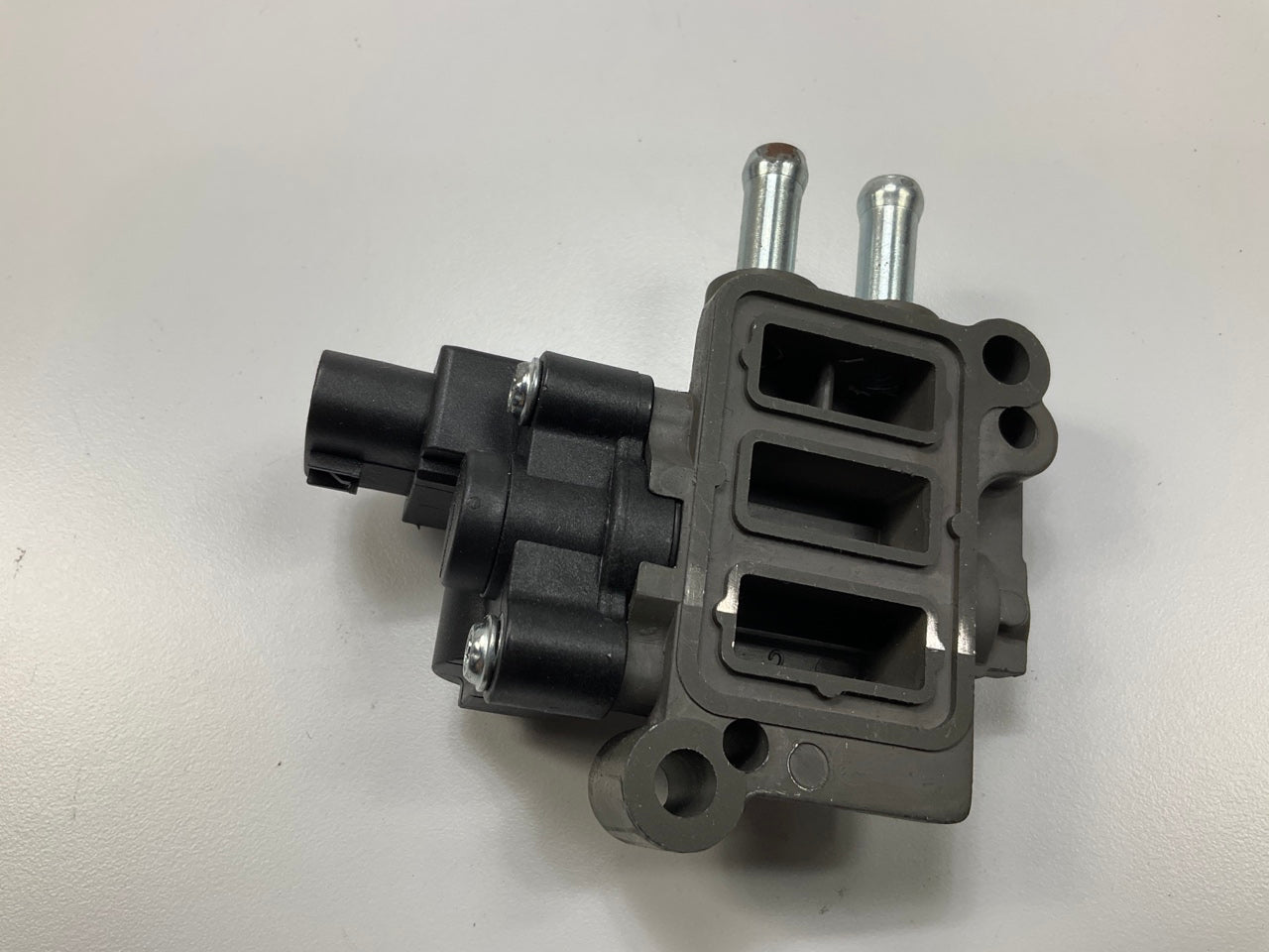 Intermotor Idle Air Control Valve IAC - 1998-2002 Honda Accord 2.3L, 98-99 CL