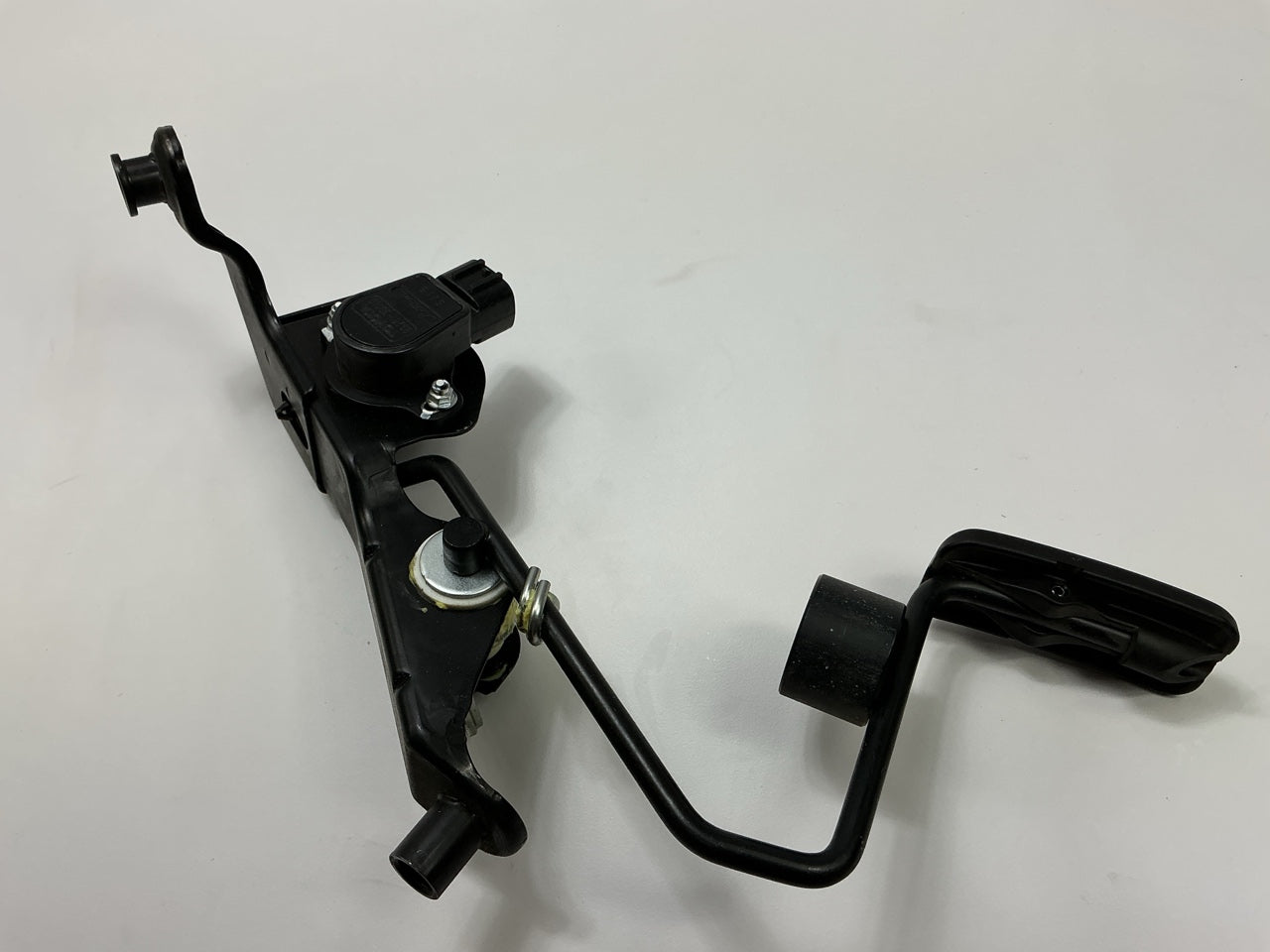 Intermotor APS176 NEW OEM Toyota 89281-33010 Accelerator Gas Pedal Sensor TPS