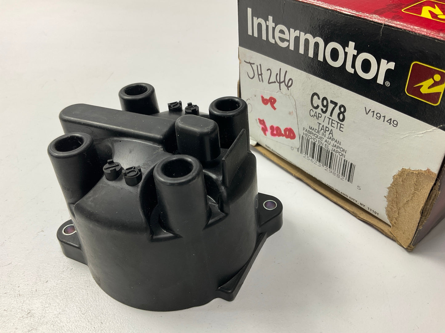 Intermotor C978 Ignition Distributor Cap For 1996-2002 Mitsubishi Mirage