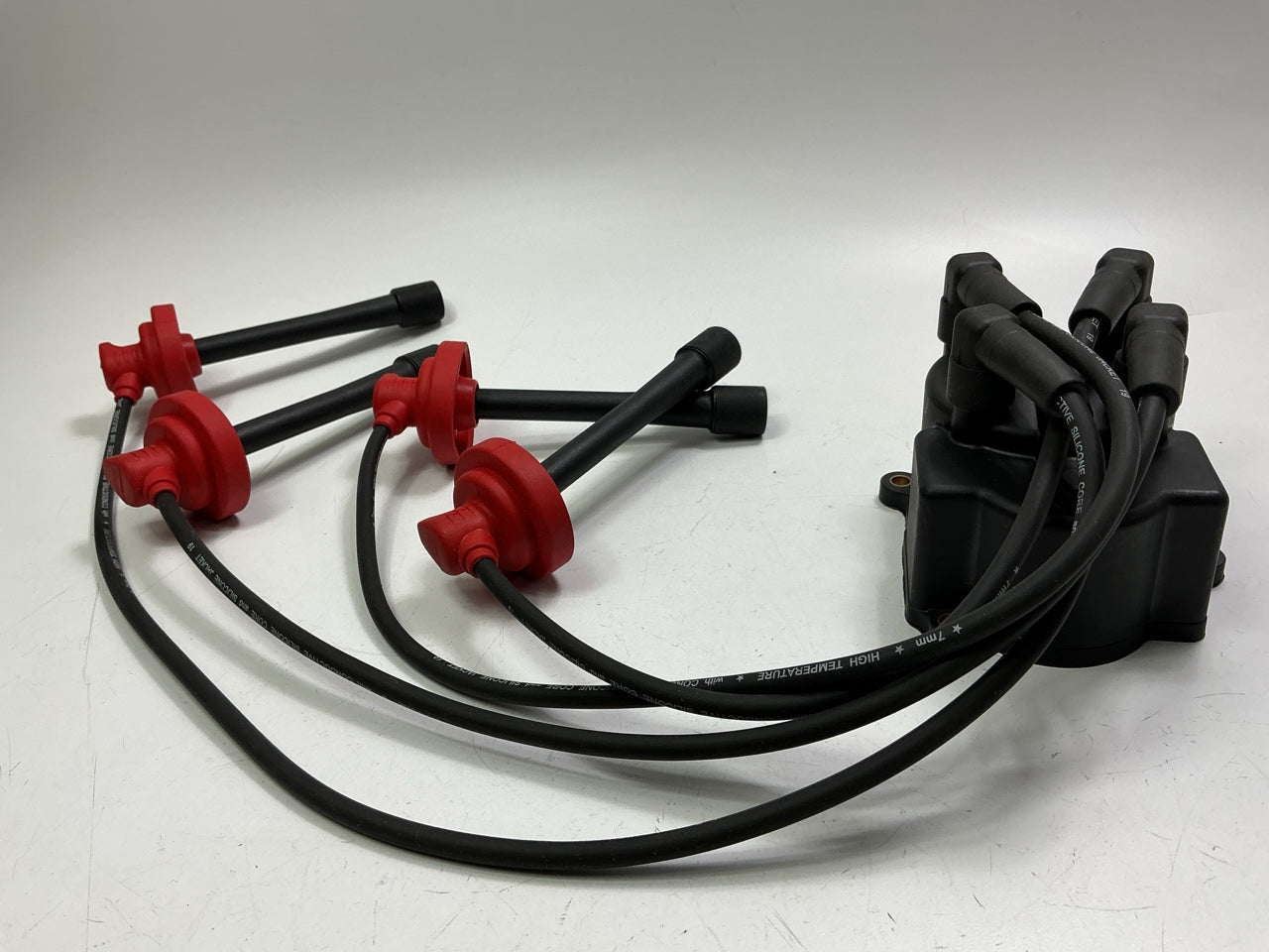 Intermotor CAE1724 Ignition Distributor Cap W/ Spark Plug Wires