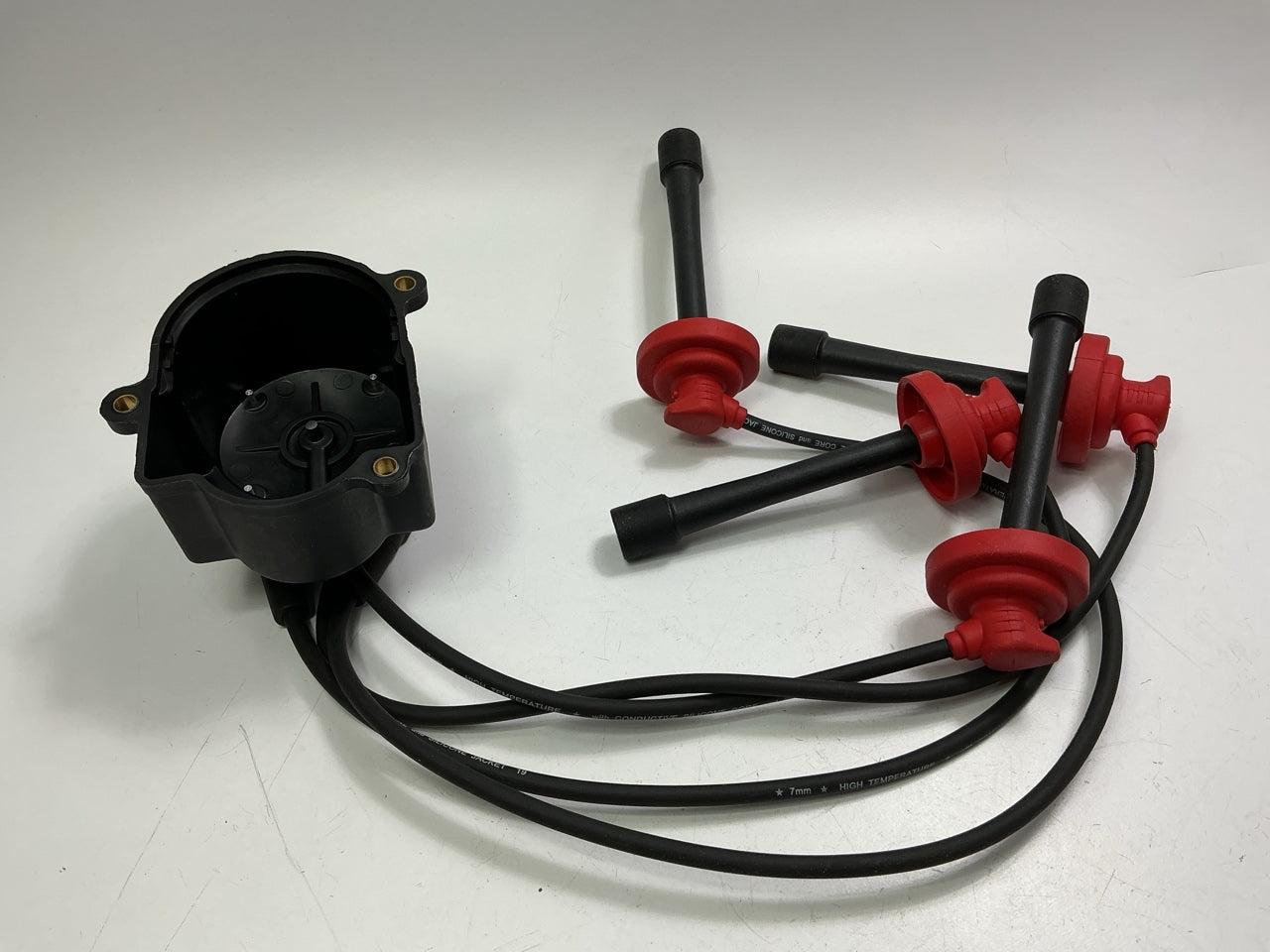 Intermotor CAE1724 Ignition Distributor Cap W/ Spark Plug Wires
