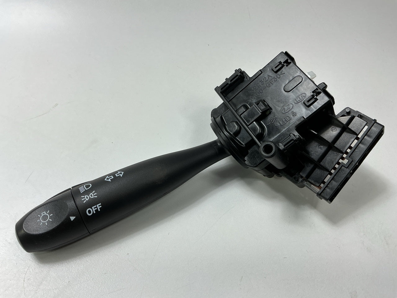 Intermotor CBS1398 Headlight & Turn Signal Switch For 2006-2010 Kia Rio, Accent