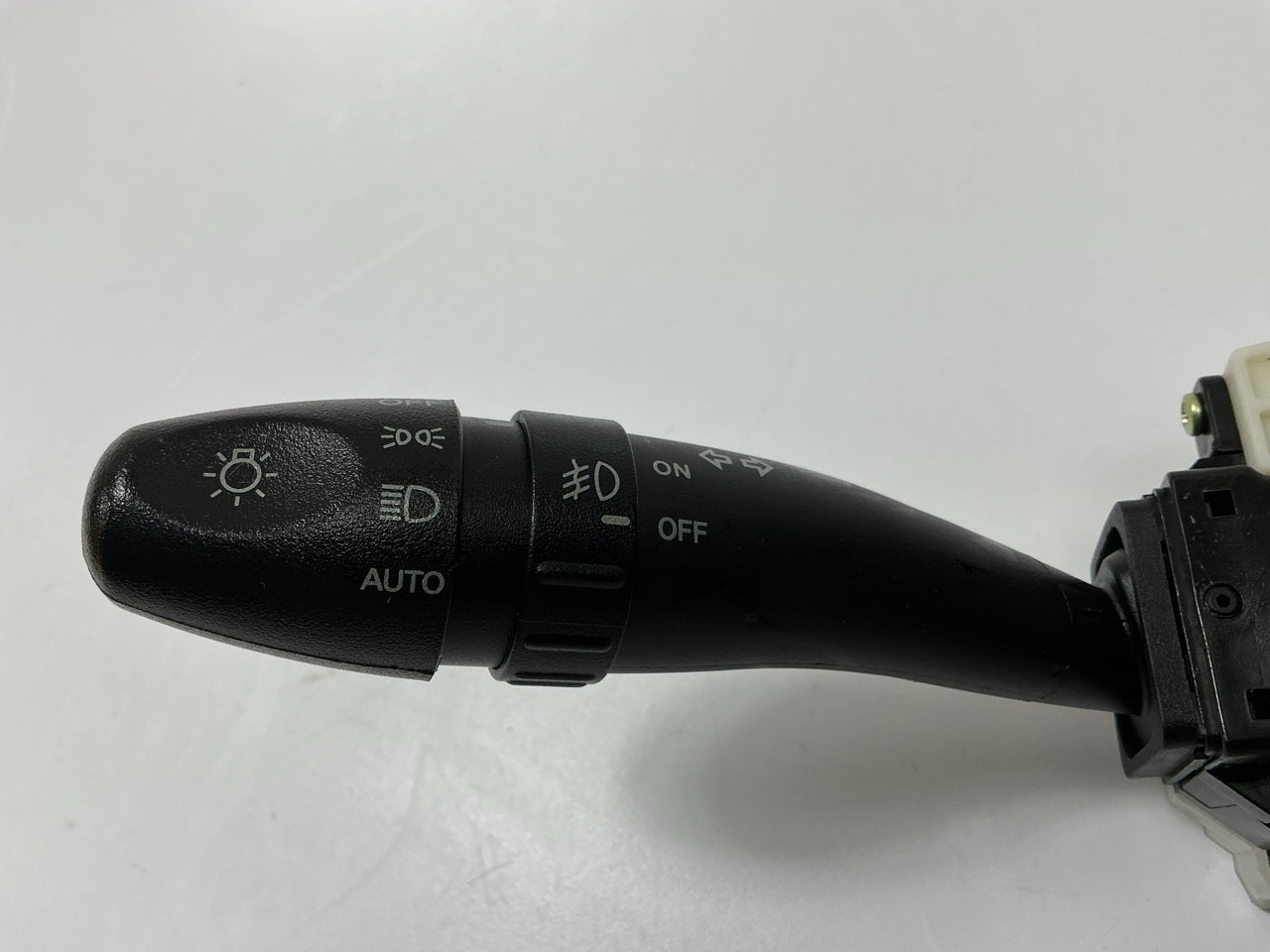 Intermotor CBS1387 AUTO Headlight Turn Signal Switch W/ Fog Light 01-06 Optima