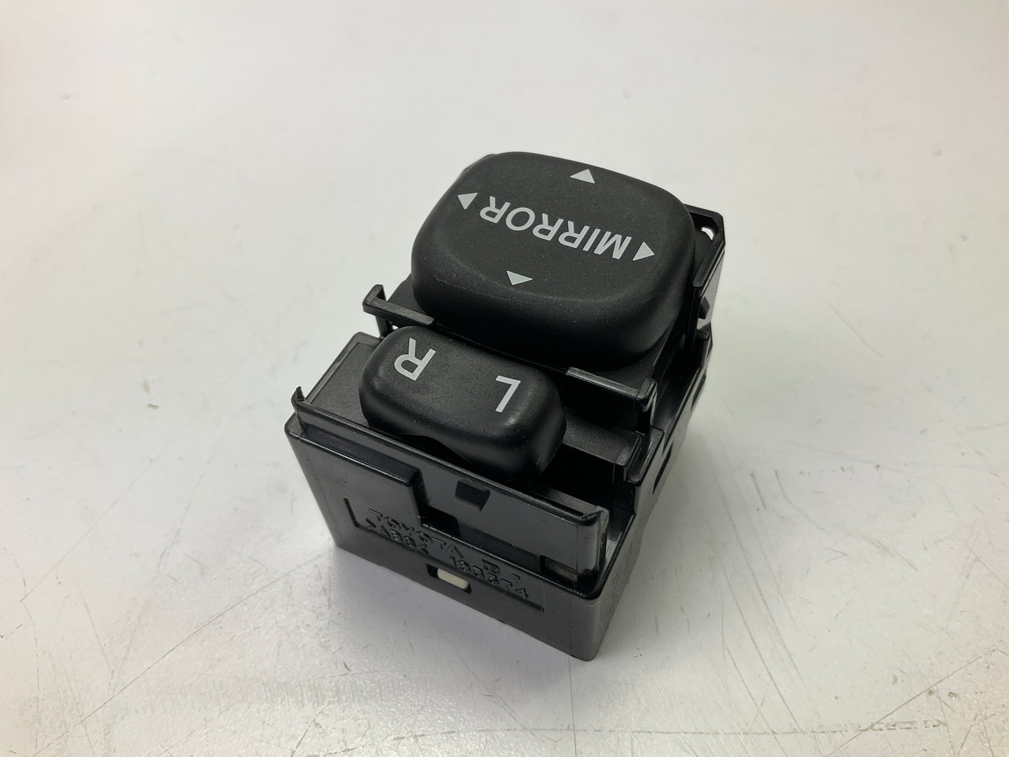 Intermotor MRS49 Mirror Adjust Switch - 2001-2006 Highlander, 2003-2006 Matrix