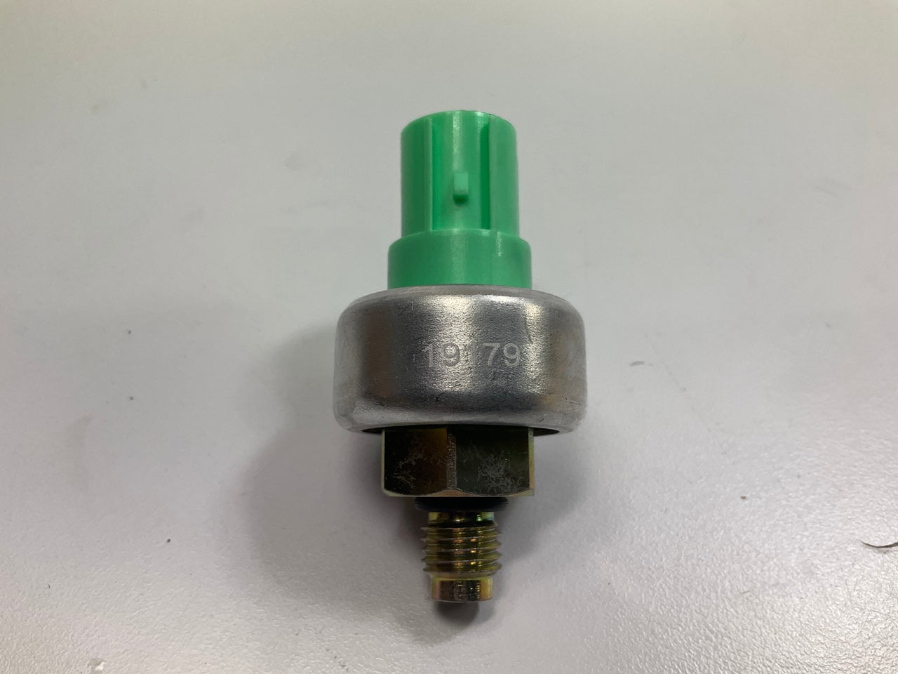 Intermotor PS207 Engine Oil Pressure Switch Sender Sensor