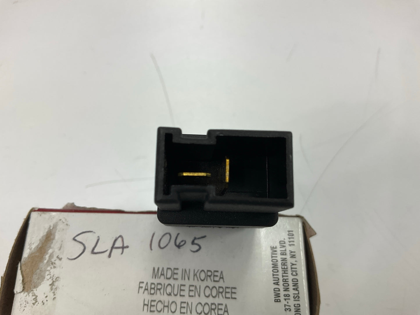 Intermotor SL2018 Brake Light Lamp Switch For 2001-04 Santa Fe, 2000-01 Tiburon
