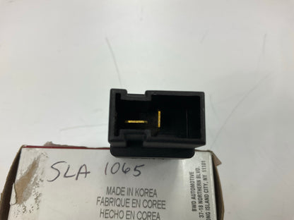 Intermotor SL2018 Brake Light Lamp Switch For 2001-04 Santa Fe, 2000-01 Tiburon