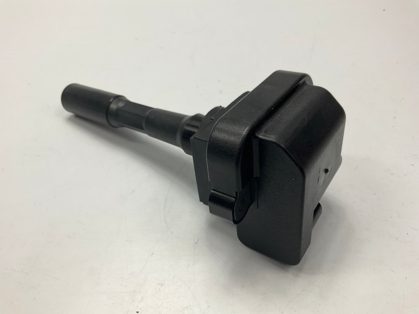 Intermotor UF238 Direct Ignition Coil For 1995-2004 Acura 3.0L 3.2L 3.5L-V6