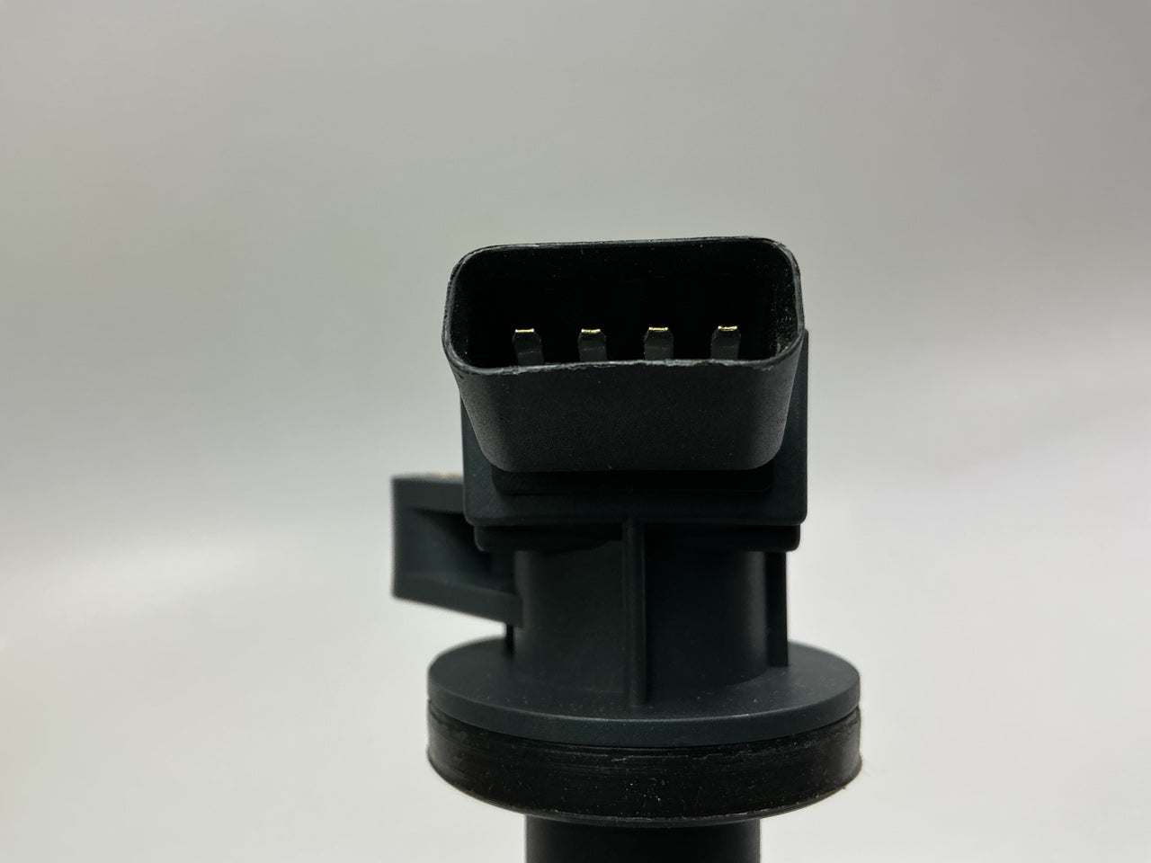 Intermotor UF247 Ignition Coil - 2000-2008 Toyota Corolla, 2000-2005 Celica