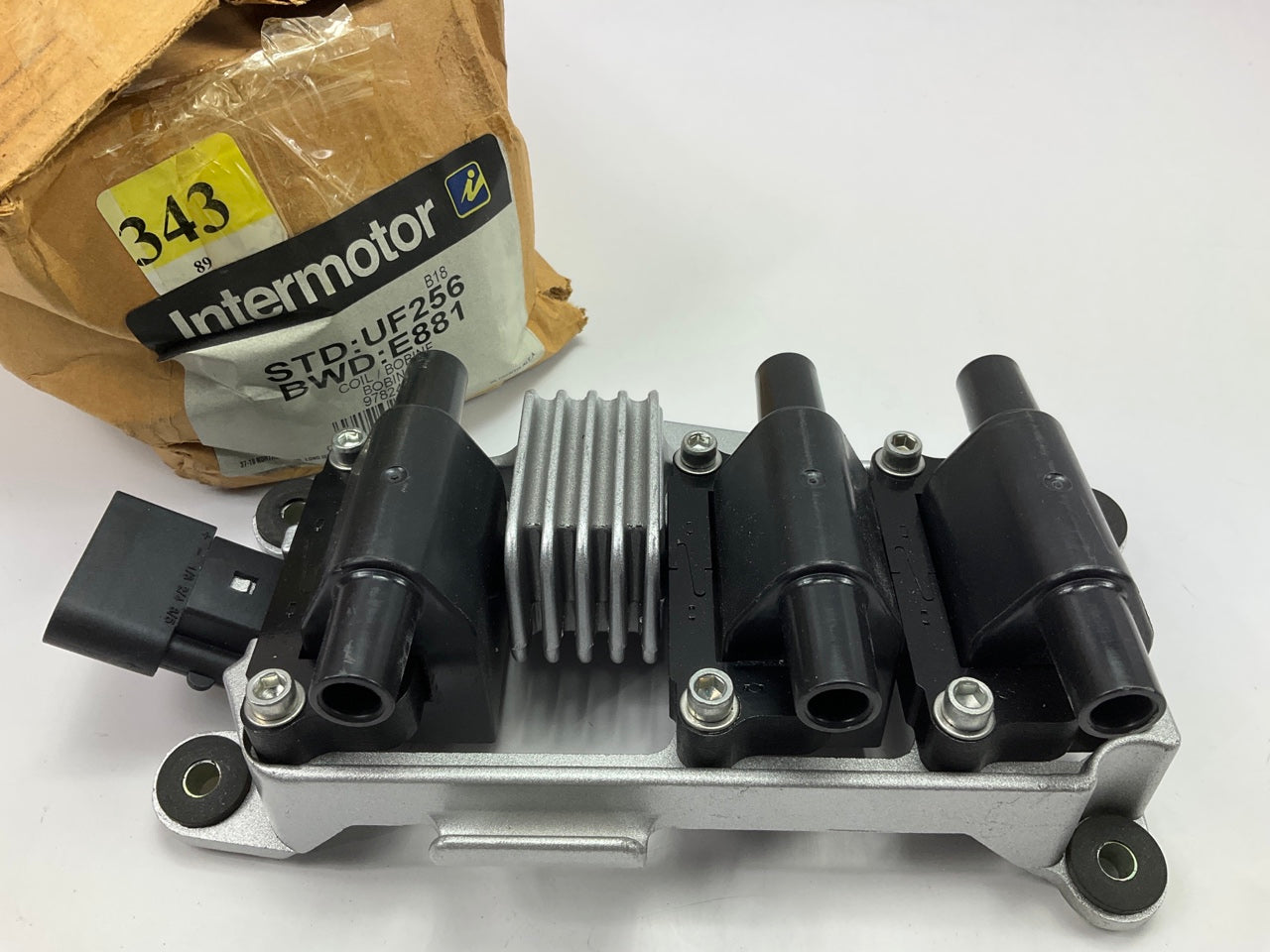 Intermotor UF256 Ignition Coil For 1998-2005 Volkswagen 2.8L-V6