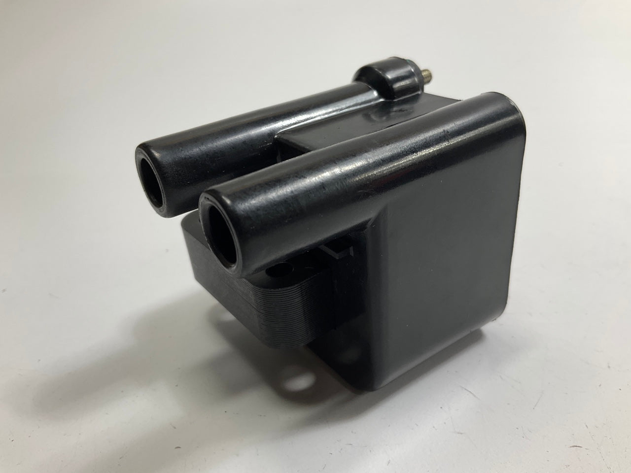 (3) Intermotor UF358 Ignition Coil For 2002-2004 Hyundai Sonata 2.7L-V6