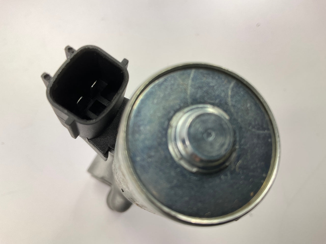 Intermotor Dorman VVT147 Engine Variable Valve Timing (VVT) Solenoid  Right Side