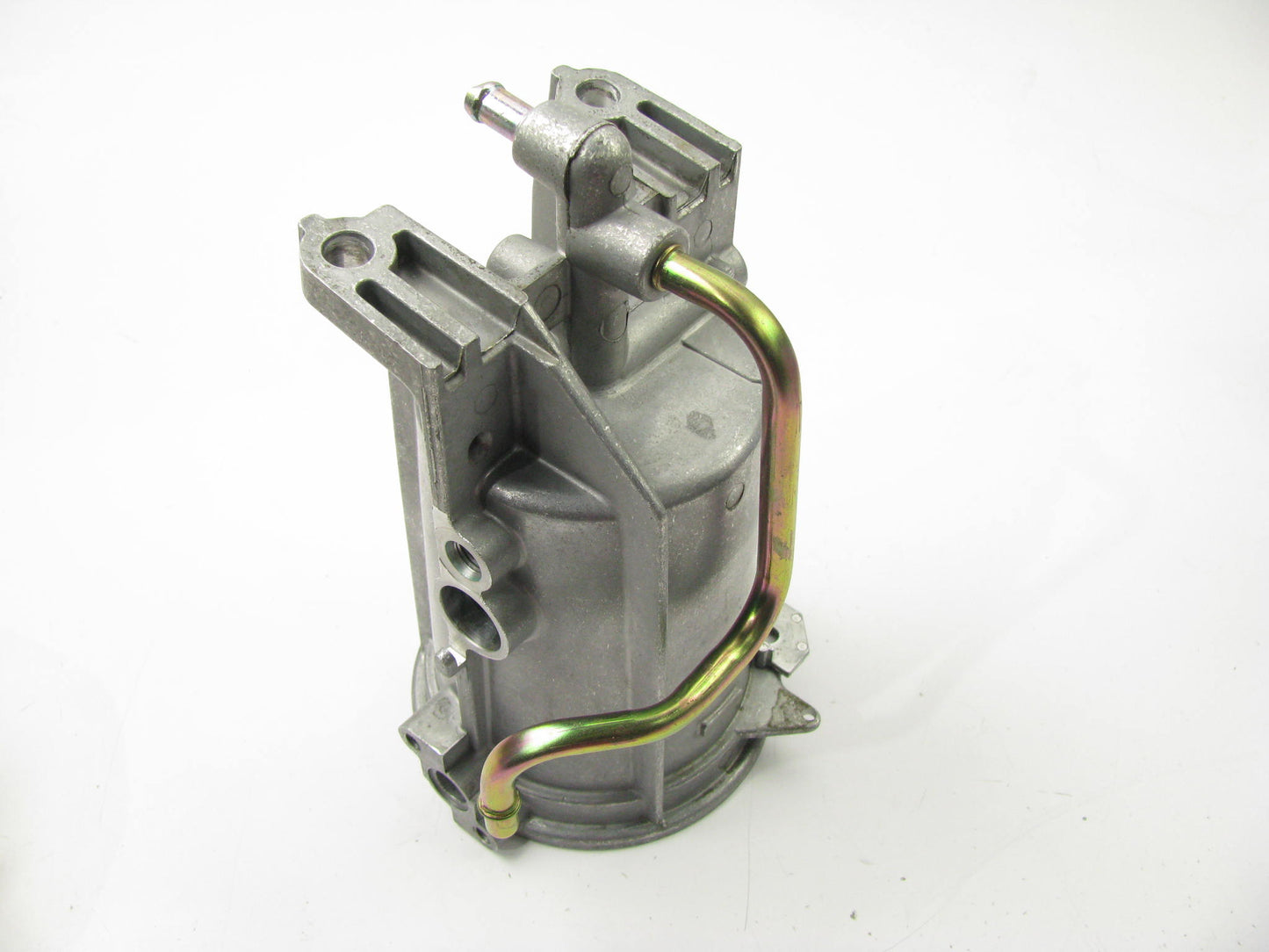DAMAGED NIPPLE - Genuine International 1825752C91 Fuel Filter Housing
