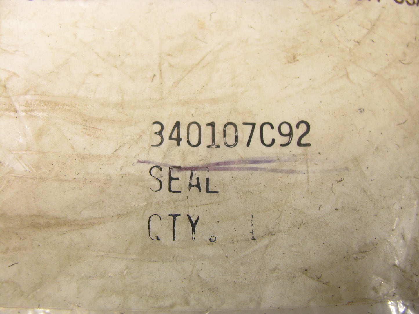 NEW GENUINE International 340107C92 Seal CHICAGO RAWHIDE 45150