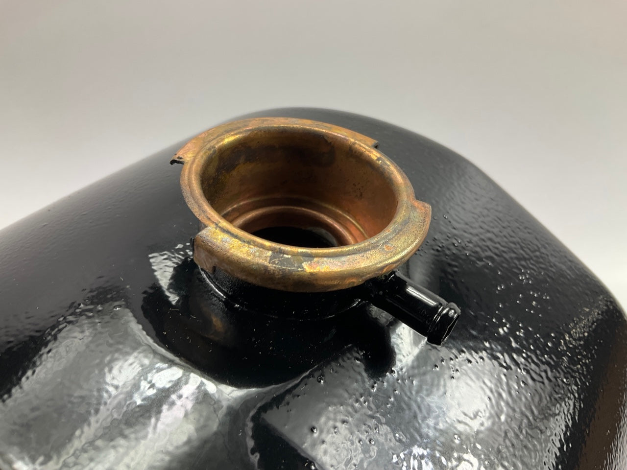 International 474940C5 2554, 2574, 2654 Engine Coolant Overflow Reservoir Tank
