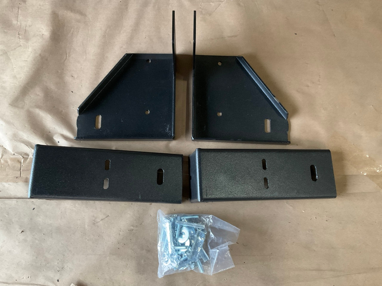 Iron Cross 41-614-B 4'' Cab Length Side Step Bars For 2006-09 Dodge Ram Mega Cab