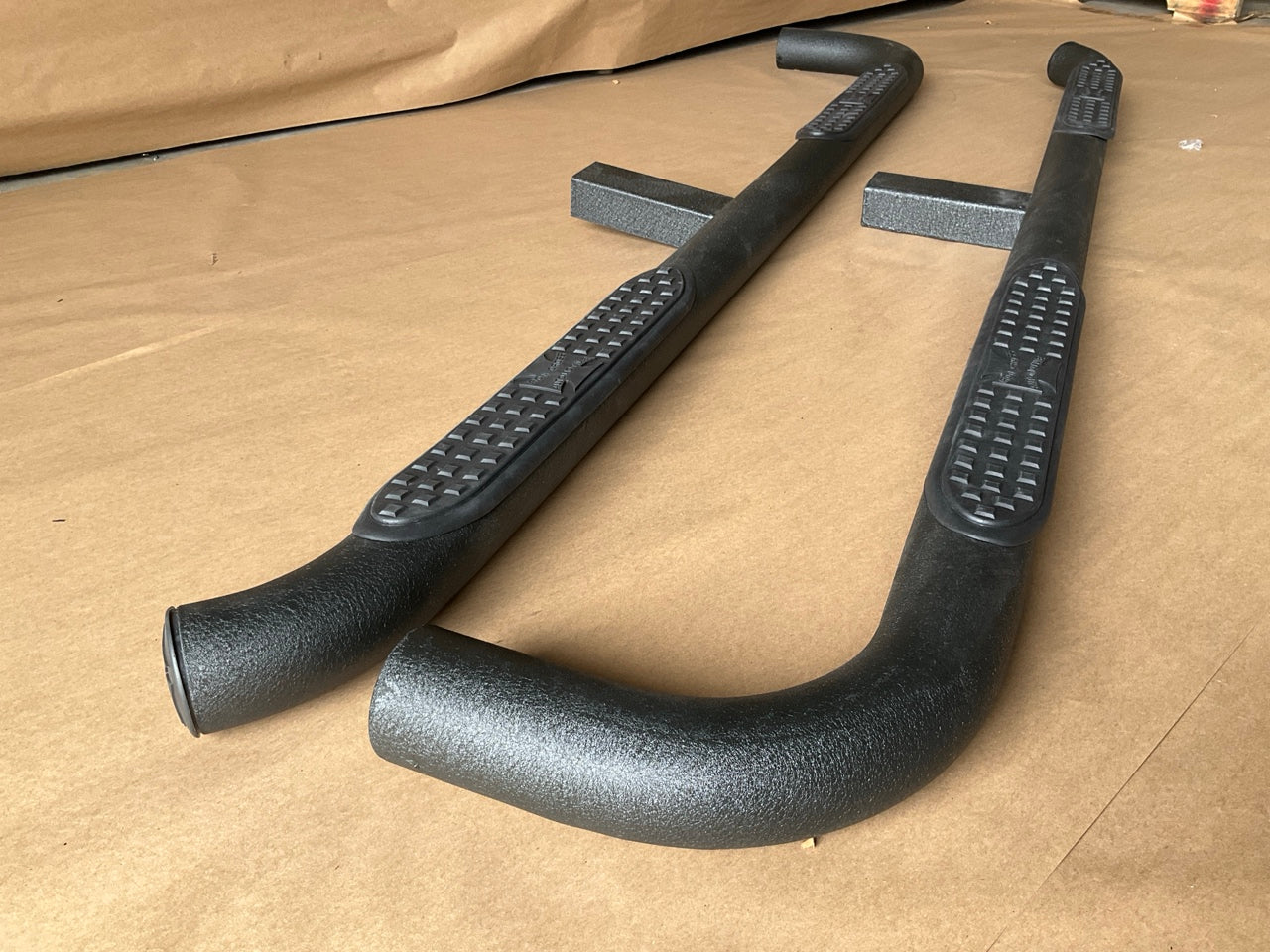 Iron Cross 52-530-B Black 3'' Side Step Bars 2019-2021 Silverado 1500 Regular Cab