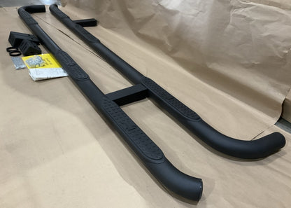 Iron Cross 52-568-B SLIGHTLY SCRATCHED Side Step Bars 14-15 Silverado Sierra
