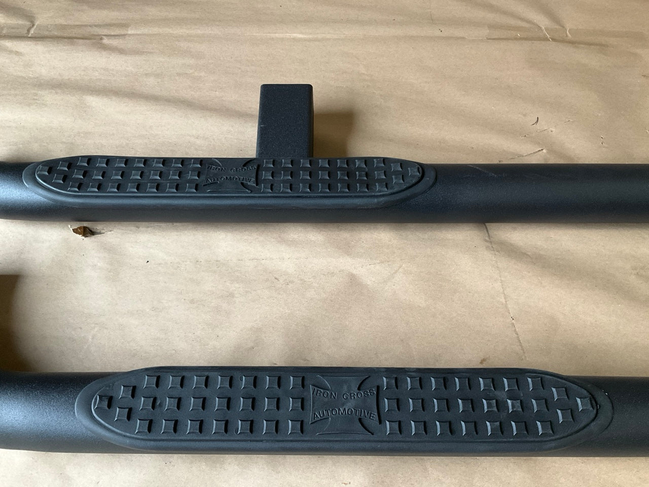Iron Cross 52-639-B 3'' Wheel To Wheel Nerf Bars For 10-18 Ram 2500 3500 Mega Cab