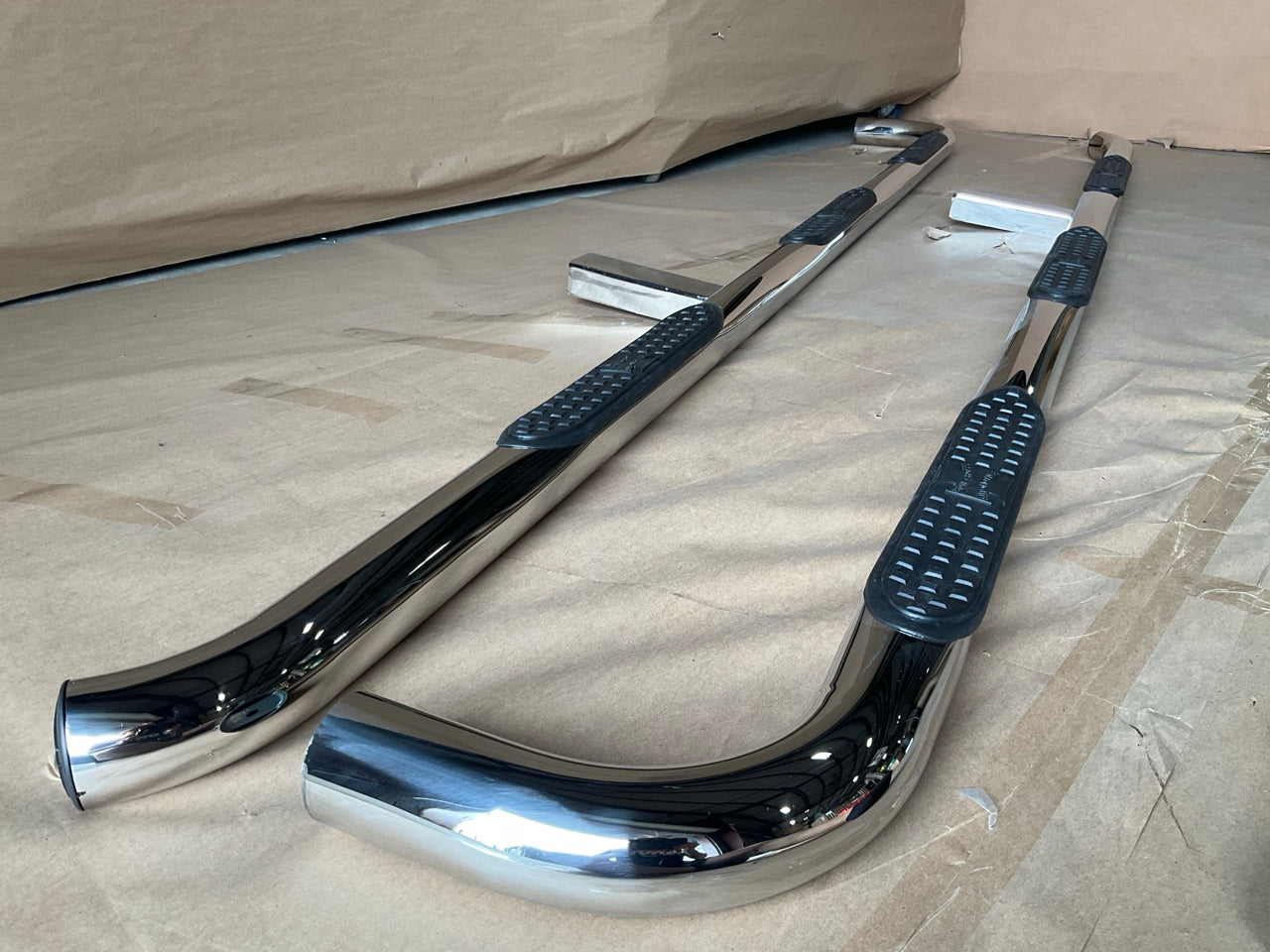 Iron Cross 53-572 3'' Stainless Nerf Bars 15-18 Silverado 2500 3500 Double Cab 8'