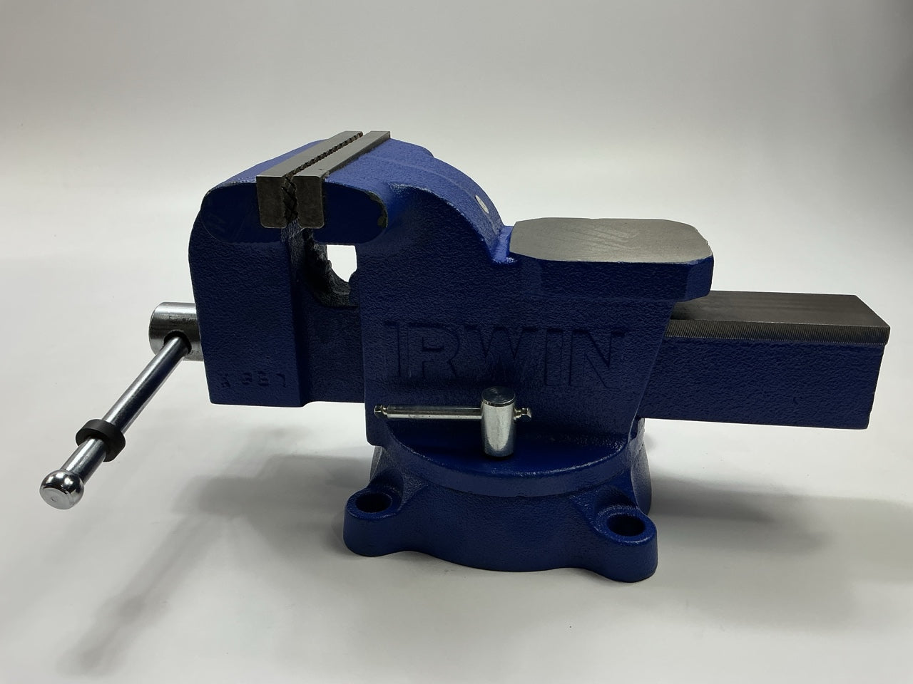 Irwin 226305ZR Heavy Duty Aggressive Steel Jaws Swivel Base, 5'' Inch