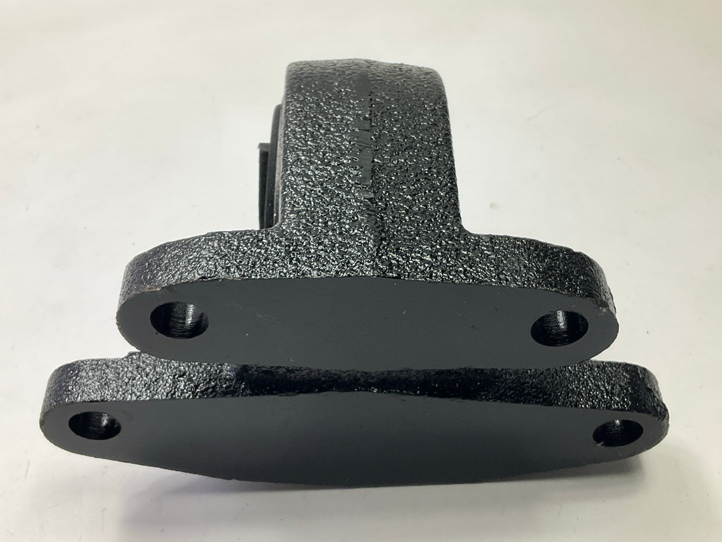 ISG 3300-679703 Rear Automatic Transmission Mount For 2004-2007 Saturn Vue